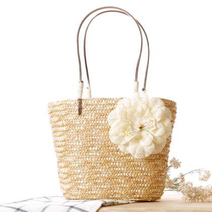 Flower Straw Bag Small Portable Beach Bag Fashion..
