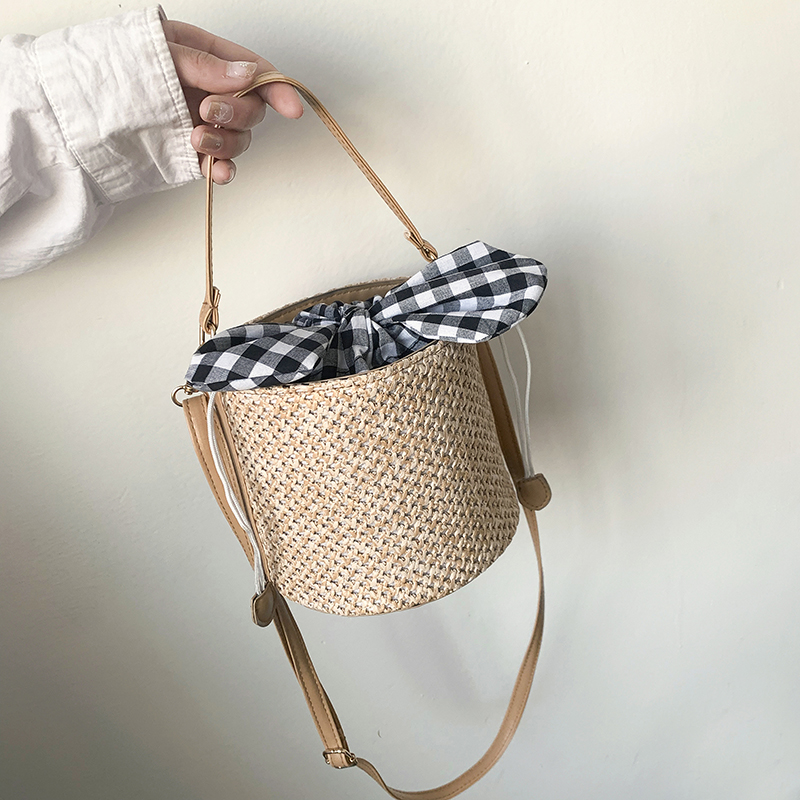 Straw Bucket Bag Women 2019 Messenger Bag Portable Woven Handbag
